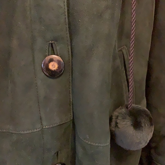 - Green Sheep Skin coat - - Picture 3 of 12